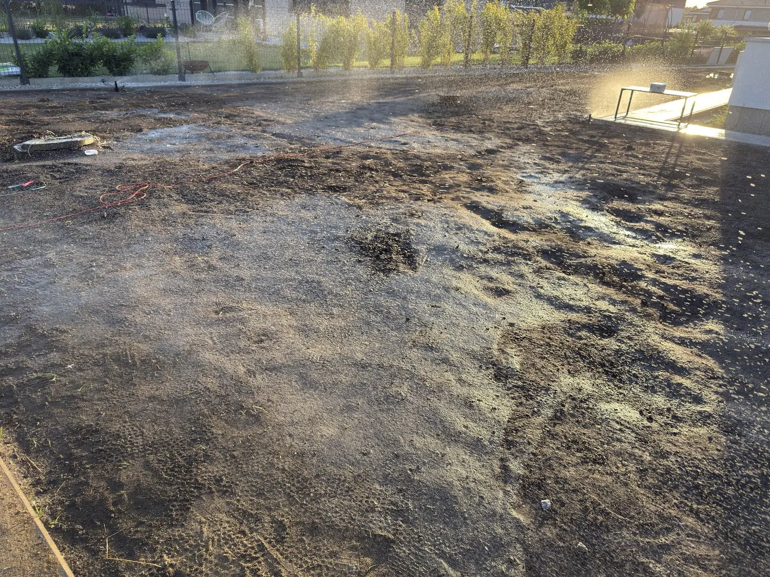 Rozruch instalacji nawadniania - zraszacze na świeżo przygotowanej działce, Kościno k. Szczecina